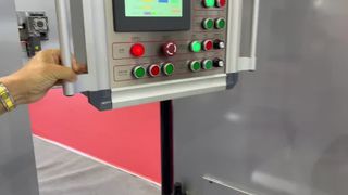 Peladura de la alta precisión de la máquina que raspa de la espuma del CNC TDPB 1900