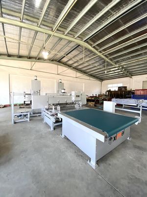 Máquina de corte de espuma CNC de alta precisión EPE